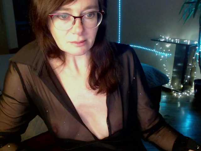 VioricaRoss's BongaCams show and profile