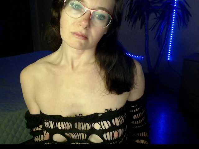 VioricaRoss's BongaCams show and profile