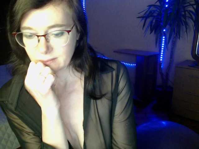 VioricaRoss's BongaCams show and profile