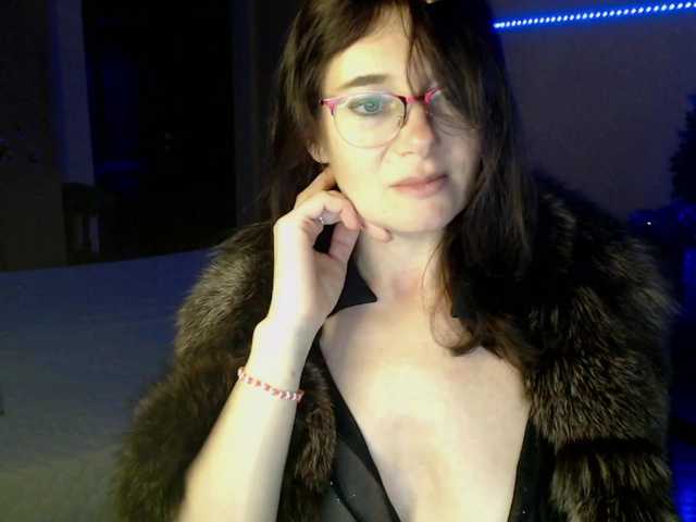 VioricaRoss's BongaCams show and profile