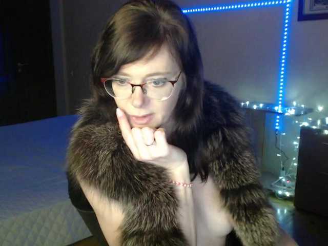 VioricaRoss's BongaCams show and profile