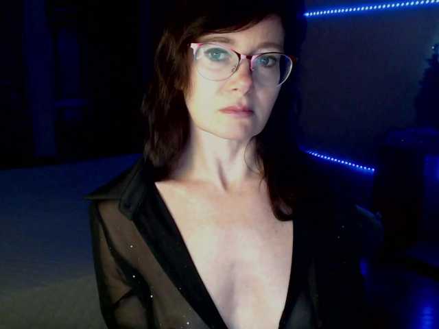 VioricaRoss's BongaCams show and profile