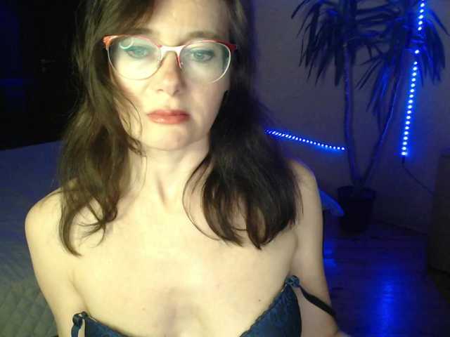 VioricaRoss live cam profile