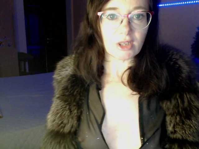 VioricaRoss's BongaCams show and profile