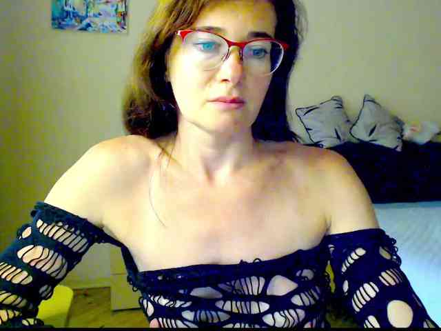live chatting VioricaRoss