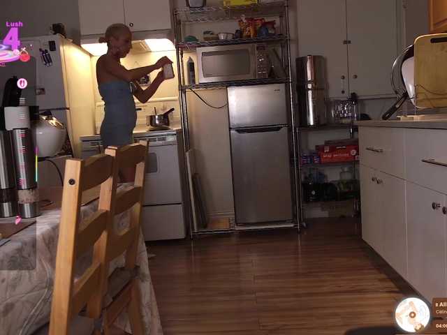 BaditaLuna's BongaCams show and profile