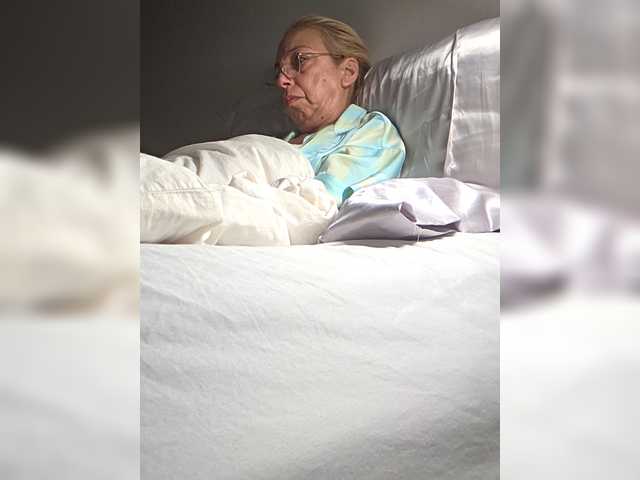 BaditaLuna's BongaCams show and profile