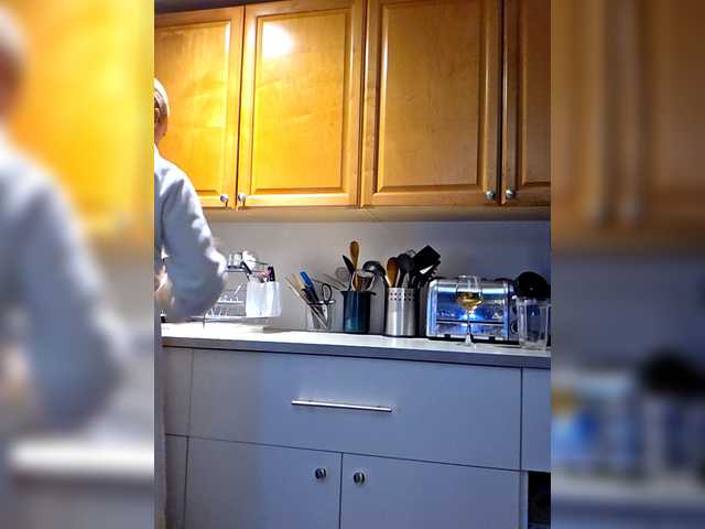 BaditaLuna's BongaCams show and profile