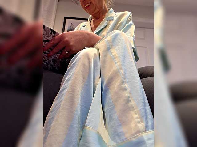 BaditaLuna's BongaCams show and profile