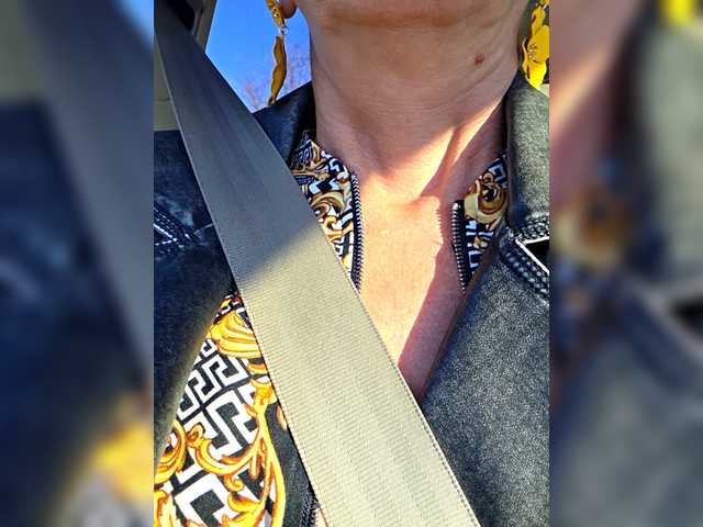 BaditaLuna's BongaCams show and profile