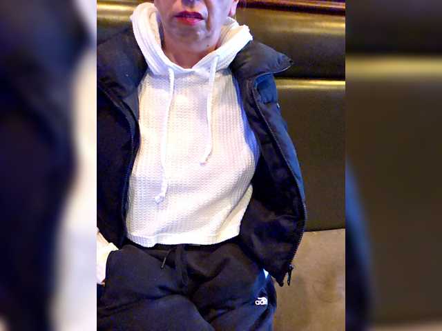 BaditaLuna's BongaCams show and profile