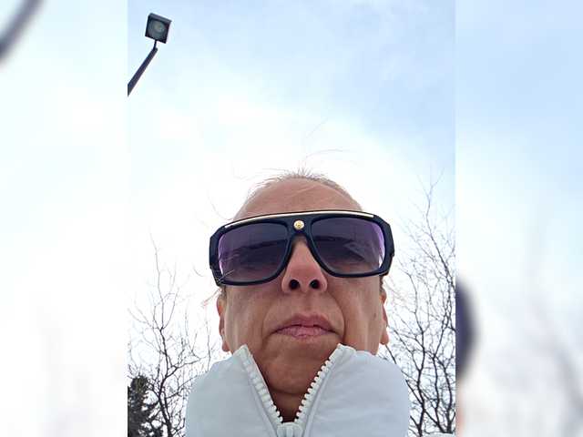 BaditaLuna's BongaCams show and profile