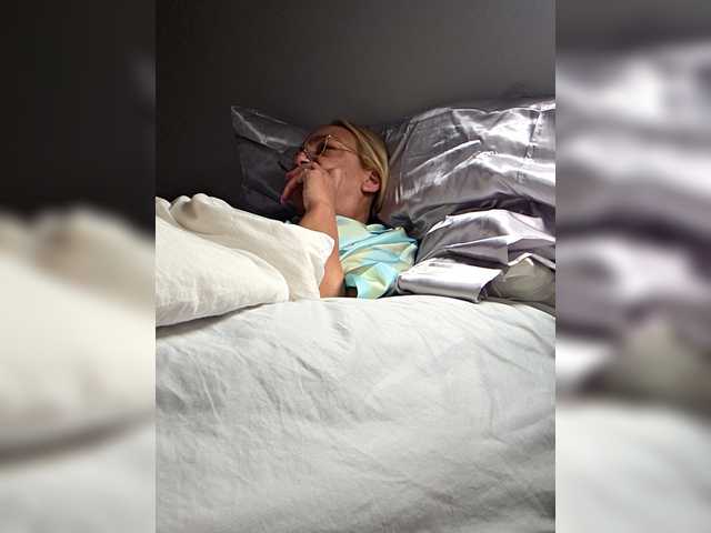 BaditaLuna's BongaCams show and profile