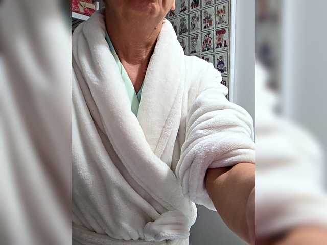 BaditaLuna's BongaCams show and profile