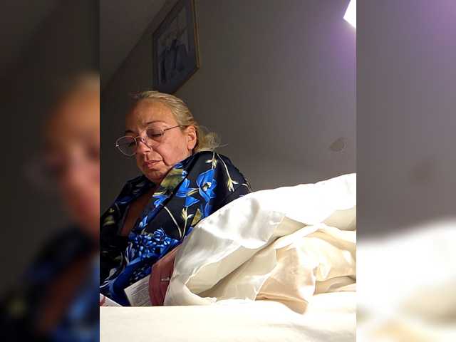 BaditaLuna's BongaCams show and profile