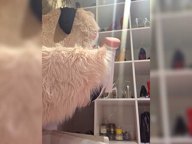 BaditaLuna's BongaCams show and profile