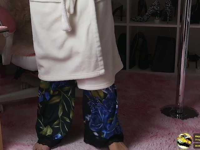 BaditaLuna's BongaCams show and profile