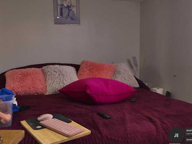 BaditaLuna's BongaCams show and profile