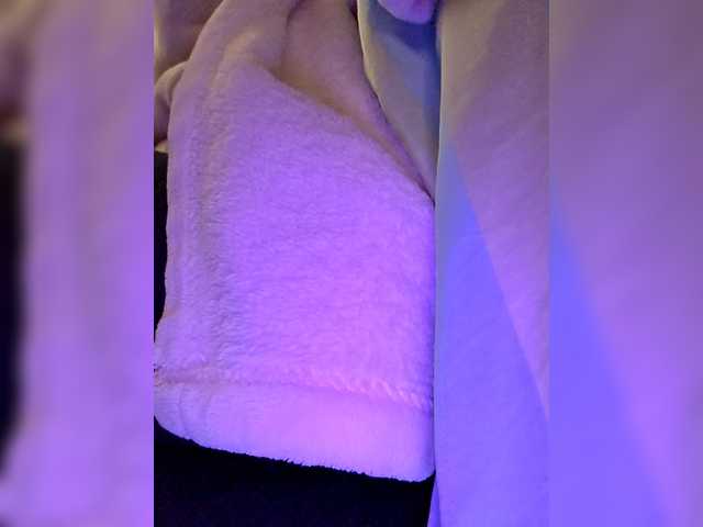 BaditaLuna's BongaCams show and profile