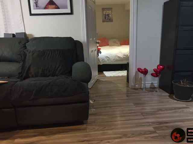 BaditaLuna Live Webcam on BongaCams