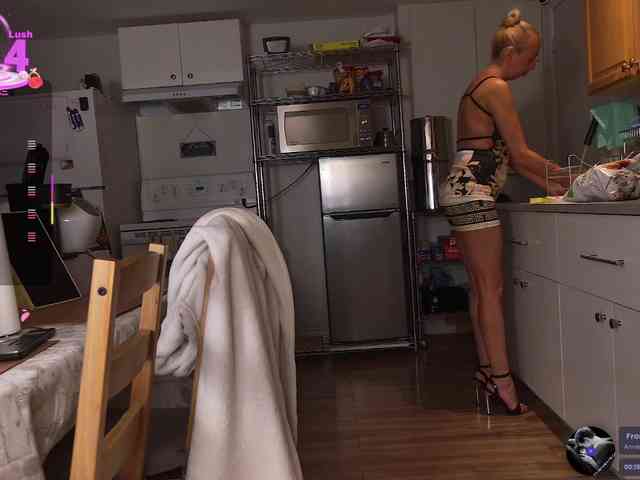 BaditaLuna BaditaLuna