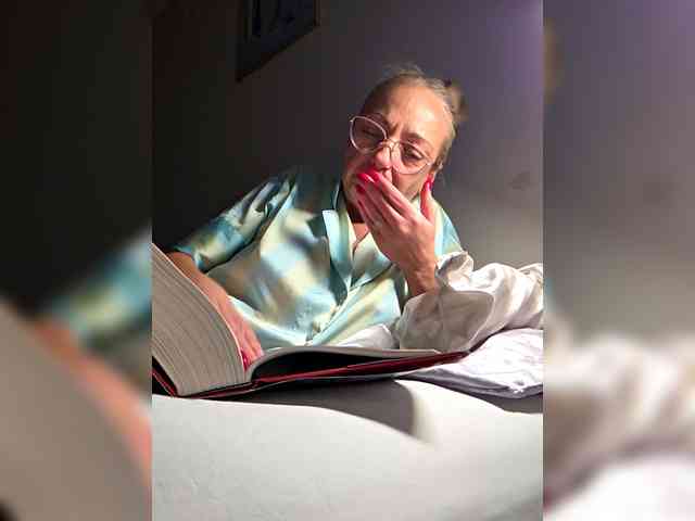 BaditaLuna BaditaLuna