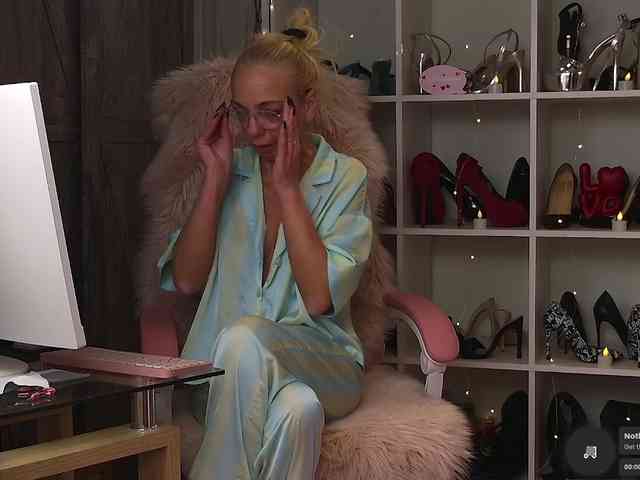 BaditaLuna BaditaLuna