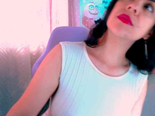 LATINGODDESS69 webcam