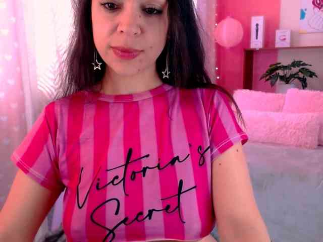 LATINGODDESS69 webcam