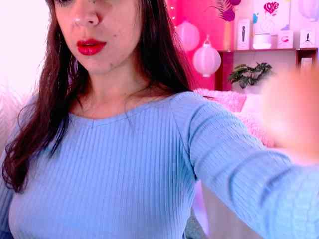LATINGODDESS69 webcam