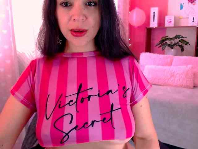 LATINGODDESS69 webcam