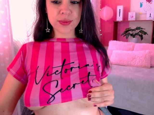 LATINGODDESS69 webcam