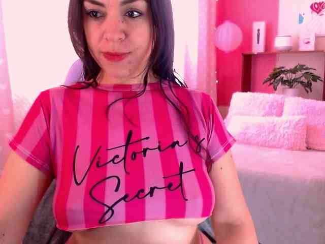 LATINGODDESS69 webcam