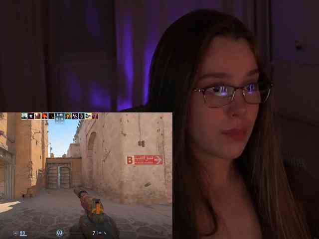 FemaleJesus1 webcam