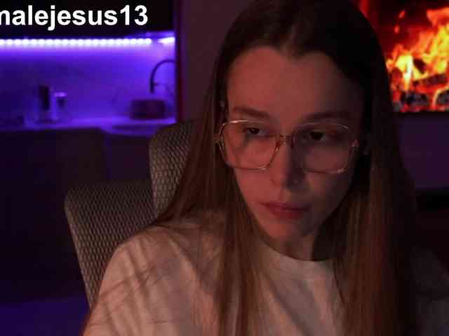 FemaleJesus1 webcam