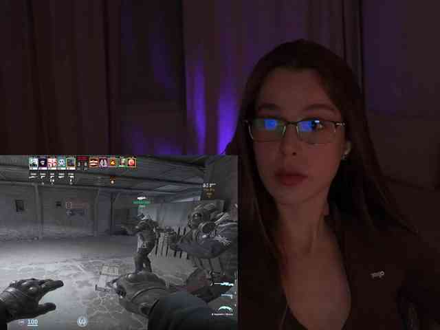FemaleJesus1 webcam