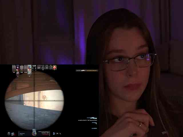 FemaleJesus1 webcam