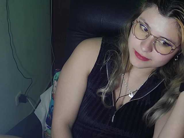 Elith20's BongaCams show and profile