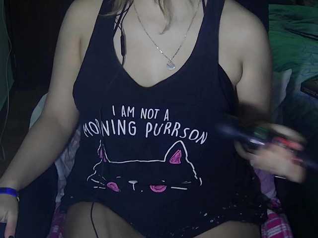 Elith20's BongaCams show and profile