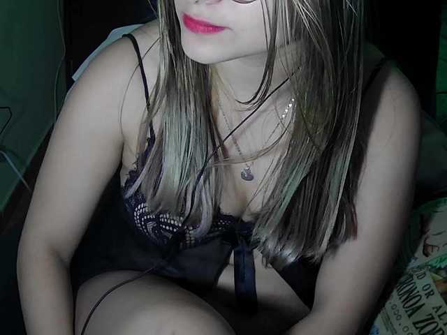 Elith20's BongaCams show and profile