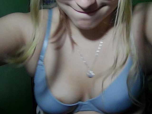 Elith20's BongaCams show and profile