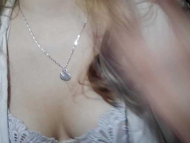 Elith20's BongaCams show and profile