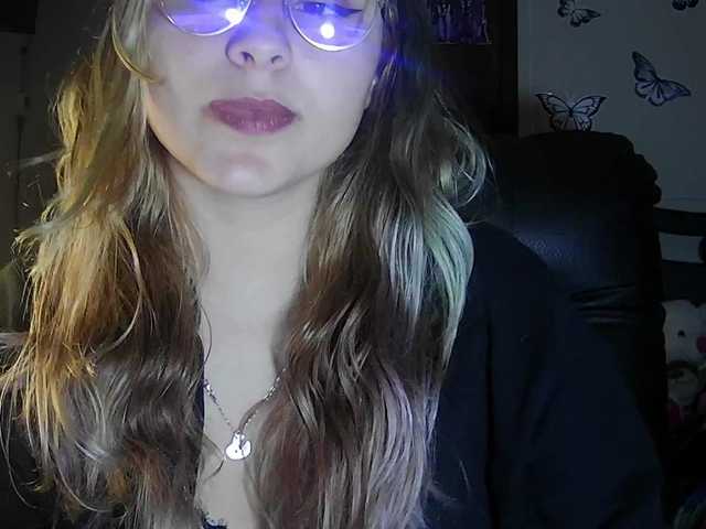 Elith20's BongaCams show and profile