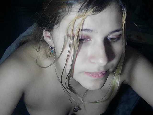 Elith20's BongaCams show and profile