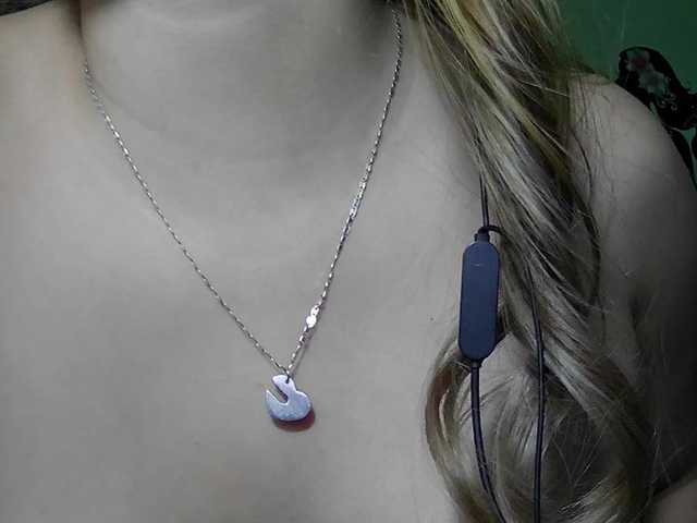 Elith20's BongaCams show and profile