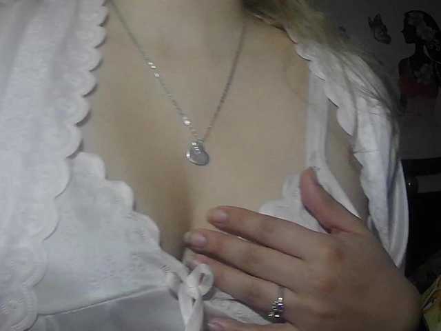 Elith20's BongaCams show and profile