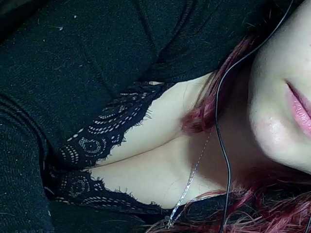 Elith20's BongaCams show and profile
