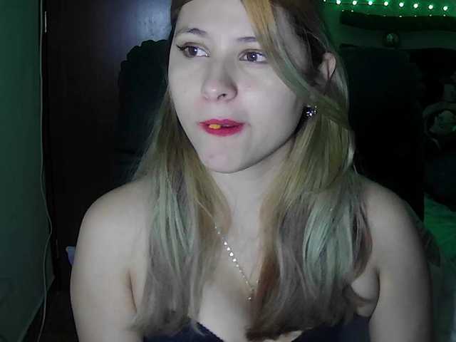Elith20's BongaCams show and profile