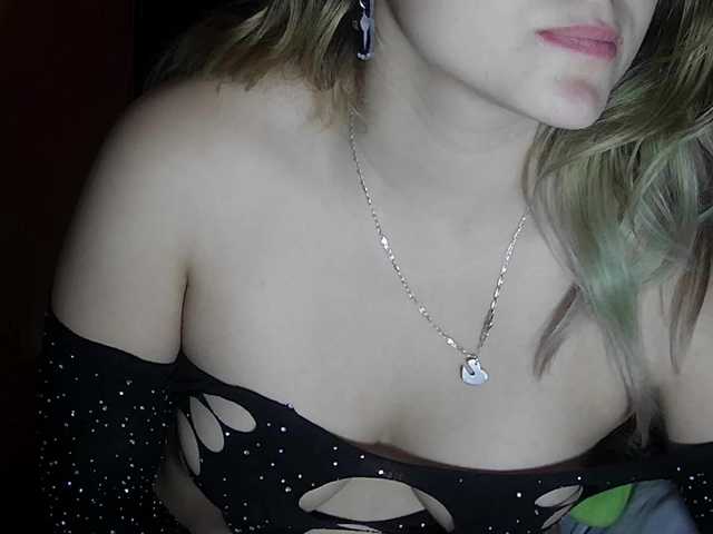 Elith20's BongaCams show and profile