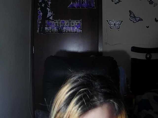 Elith20's BongaCams show and profile